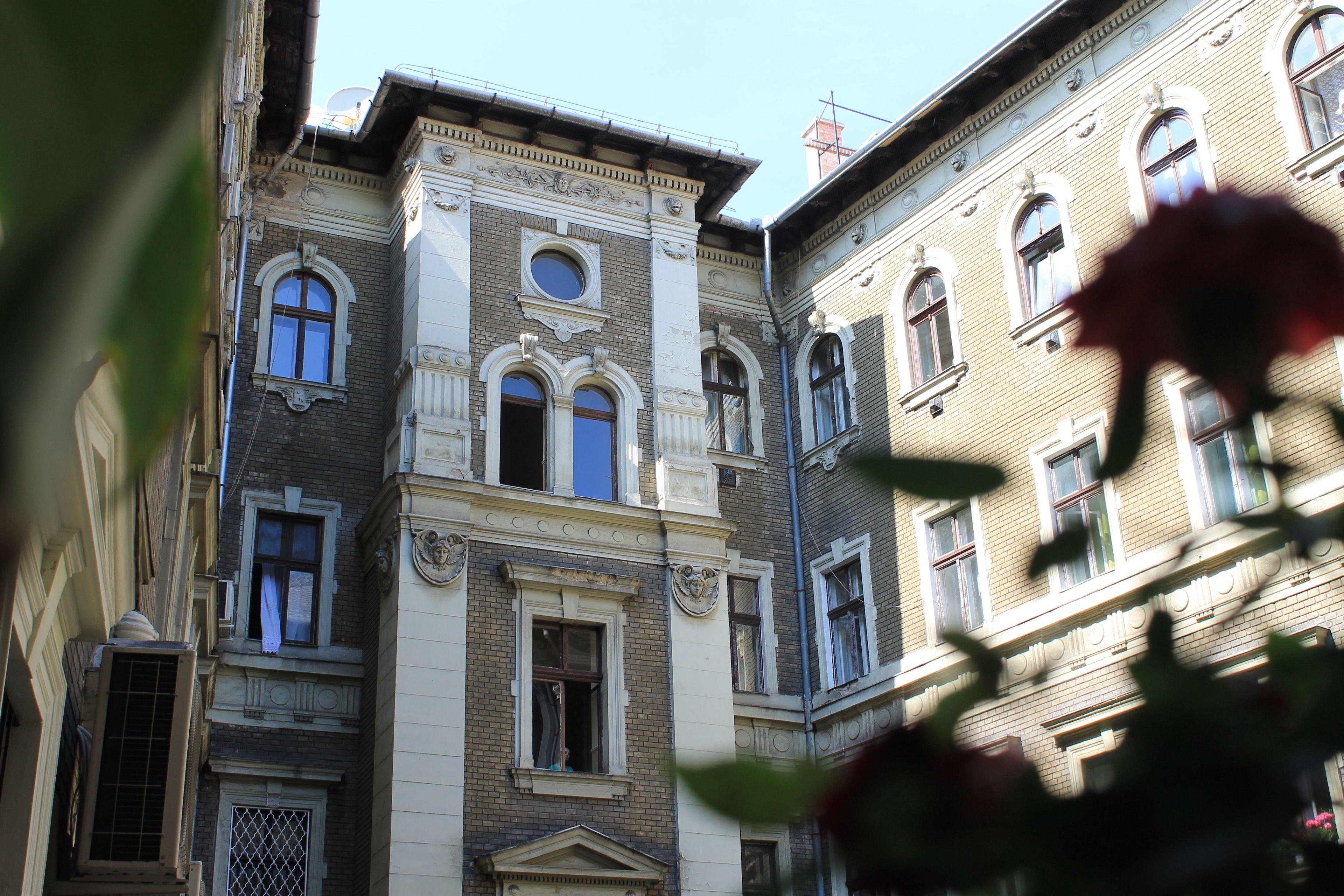 Omega Guesthouse Budapest — Photos 3